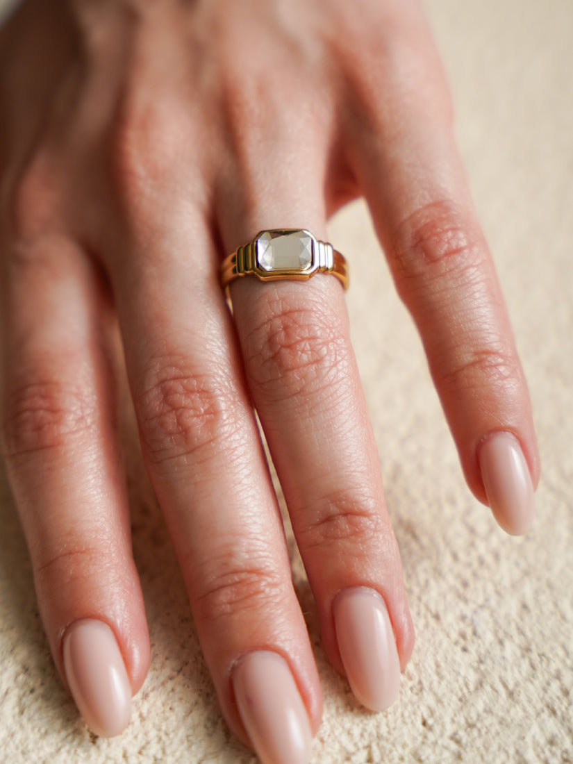 Bague Zélie en pierre colorée