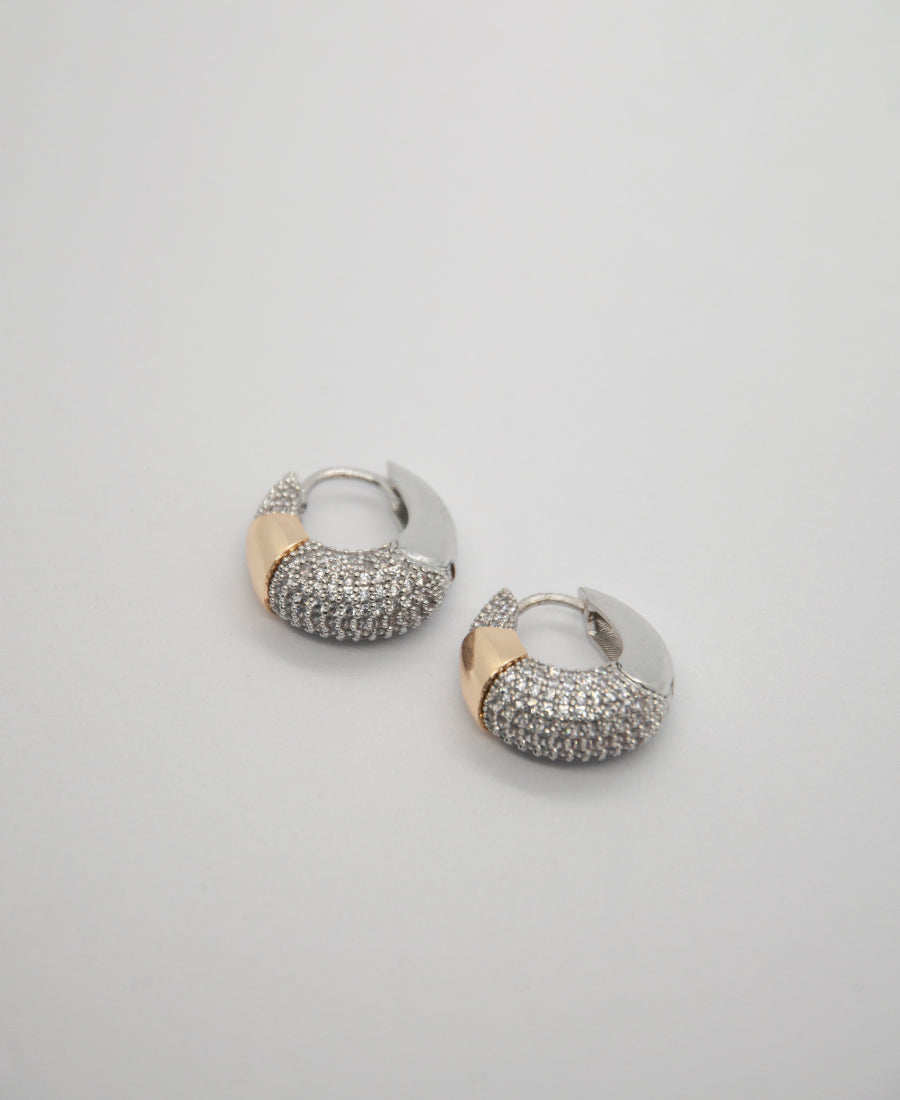 Les boucles d'oreillesl Melissa