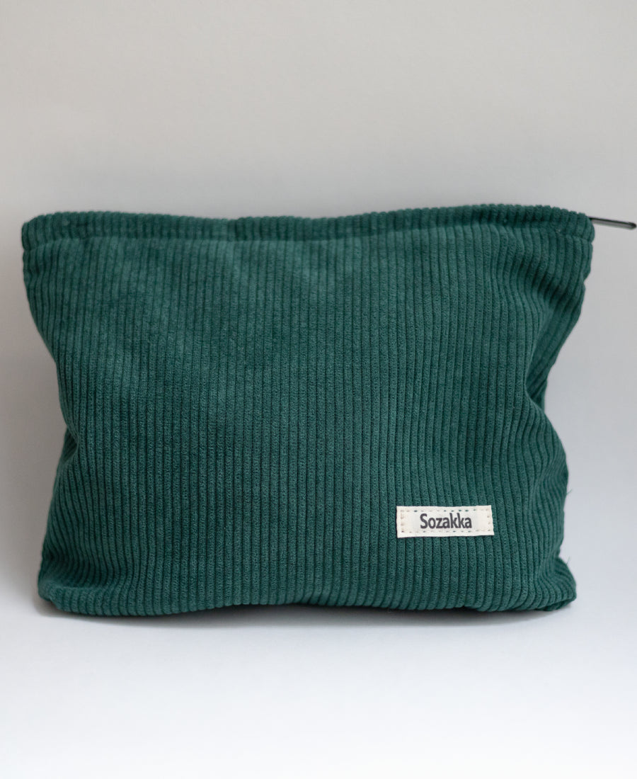 Trousse de toilette en velours côtelé vert