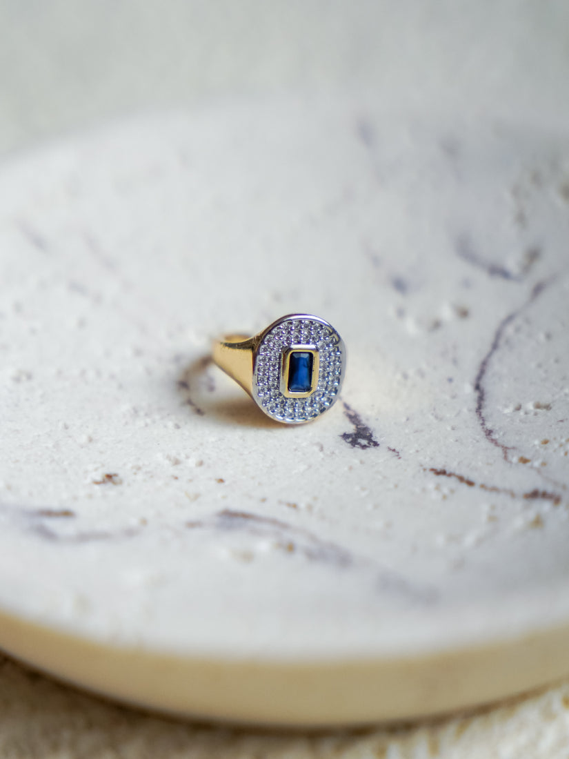 Bague pinky Leandra en acier inoxydable doré – Pour le petit doigt