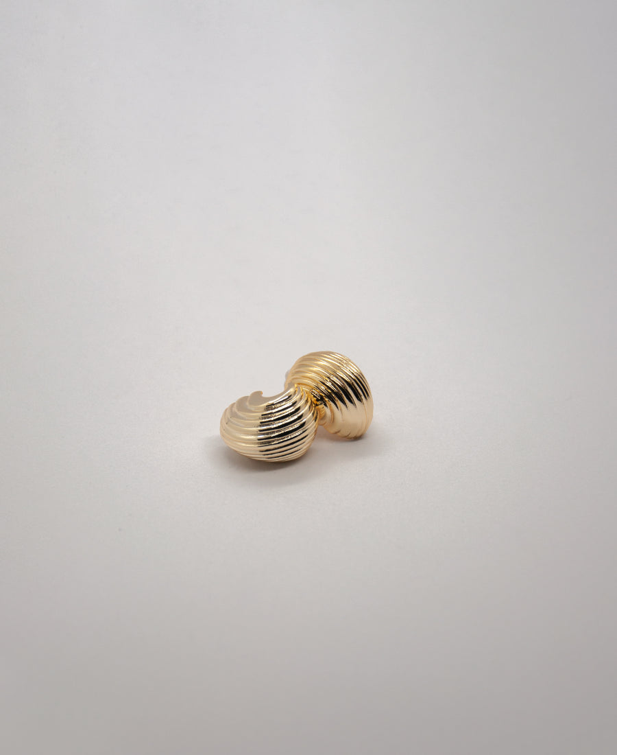 Vintage gold earrings - Isla