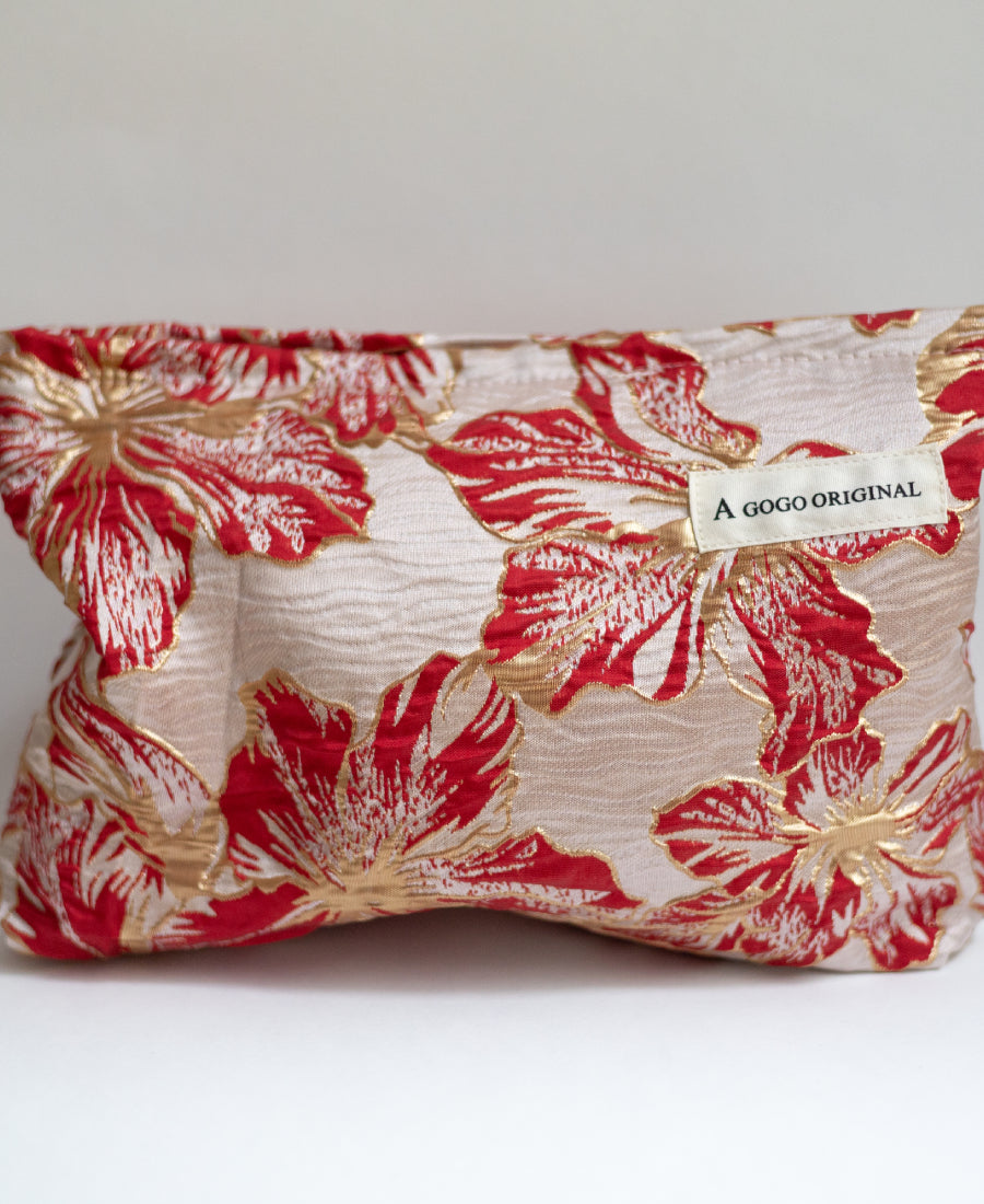 Trousse de toilette fleurs rouges et dorées