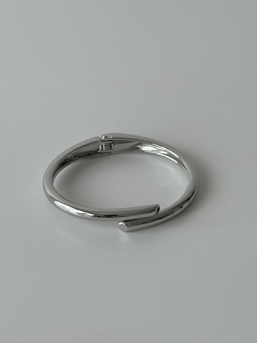 Bracelet minimaliste en acier inoxydable - Elora
