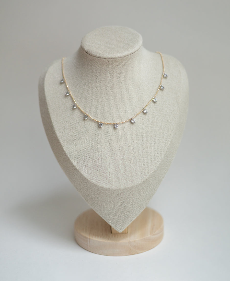 Collier fin doré avec pendentifs zirconium - Clara