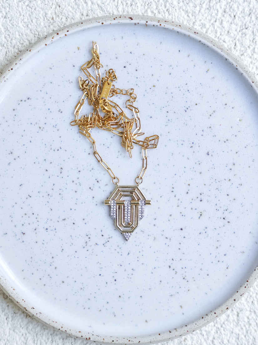 Collier Indira - Collier doré en acier inoxydable avec pierres zirconium